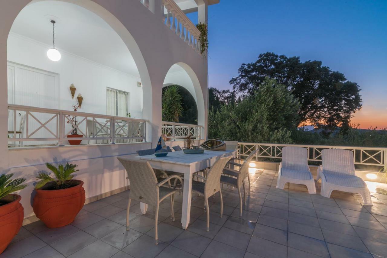 Amalia Country House Ano Yerakarion Экстерьер фото